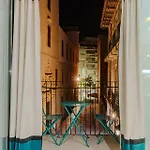Spacious And Luxurious Mezzanine In Historic Center Alicante
