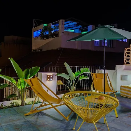 Spacious And Luxurious Mezzanine In Historic Center Apartament *