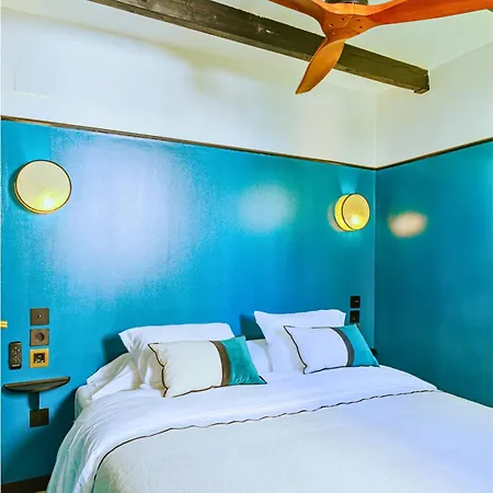 Spacious And Luxurious Mezzanine In Historic Center Apartament