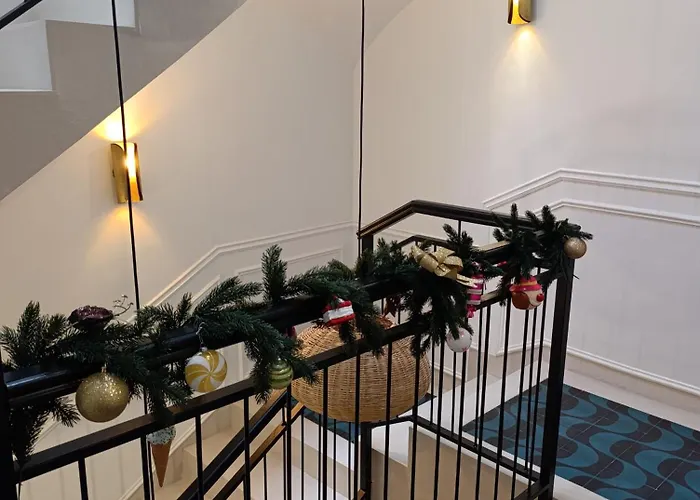 Spacious And Luxurious Mezzanine In Historic Center