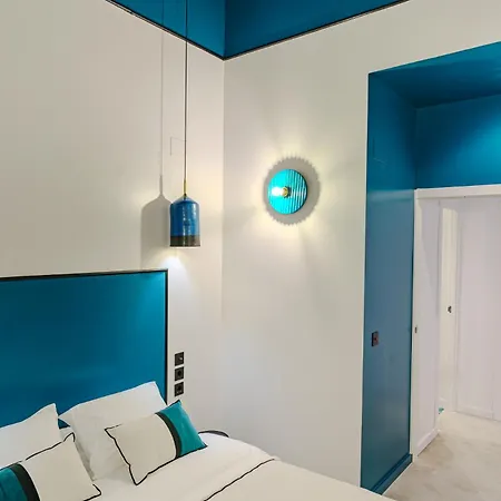 Spacious And Luxurious Mezzanine In Historic Center