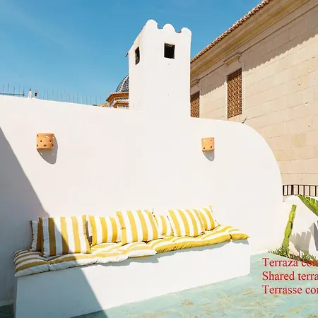Spacious And Luxurious Mezzanine In Historic Center Apartment Alicante