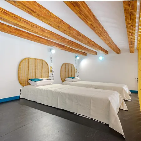 Spacious And Luxurious Mezzanine In Historic Center *